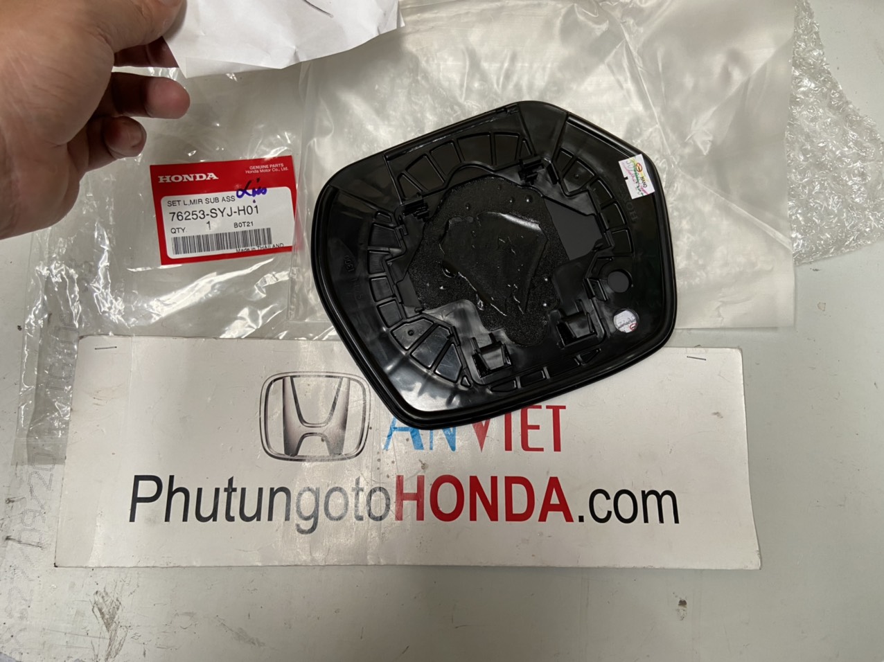 Mặt gương bên lái xe Honda CRV 2018-2022